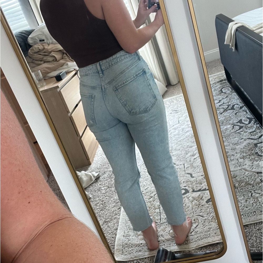 OG Straight High Rise Ankle Cropped Jeans - Old Navy size 6